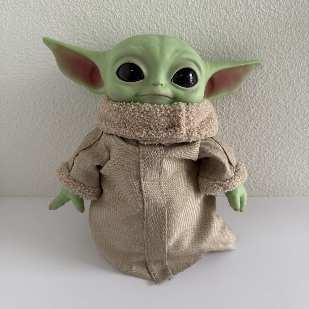 Mattel Baby Yoda Grogu The Child 11" Plush‎ Star Wars The Mandalorian Doll